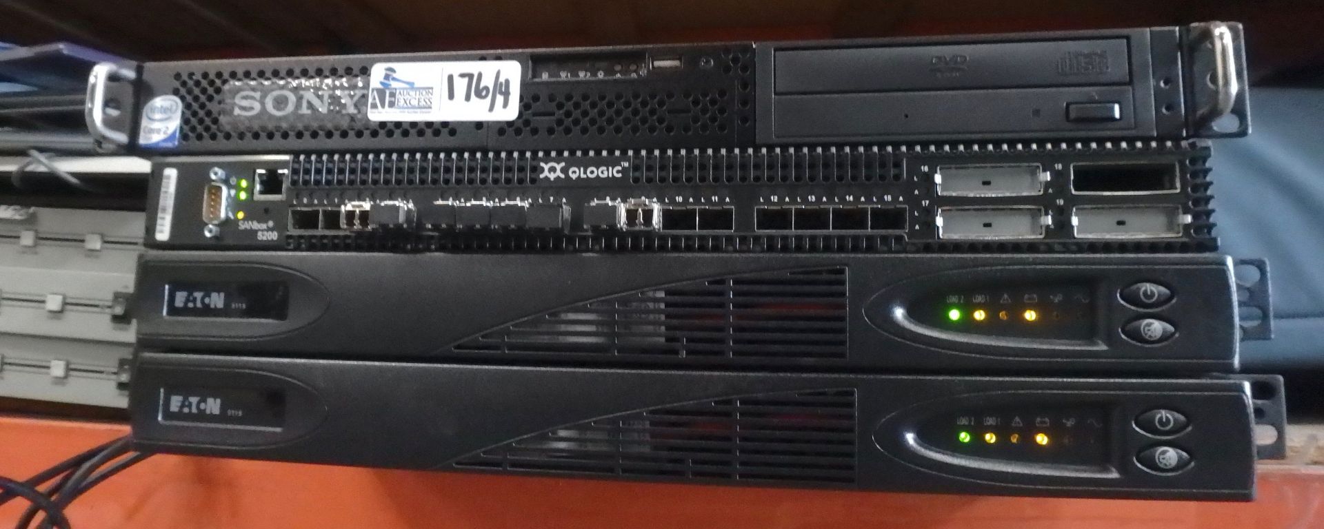 LOT OF 4 SERVERS