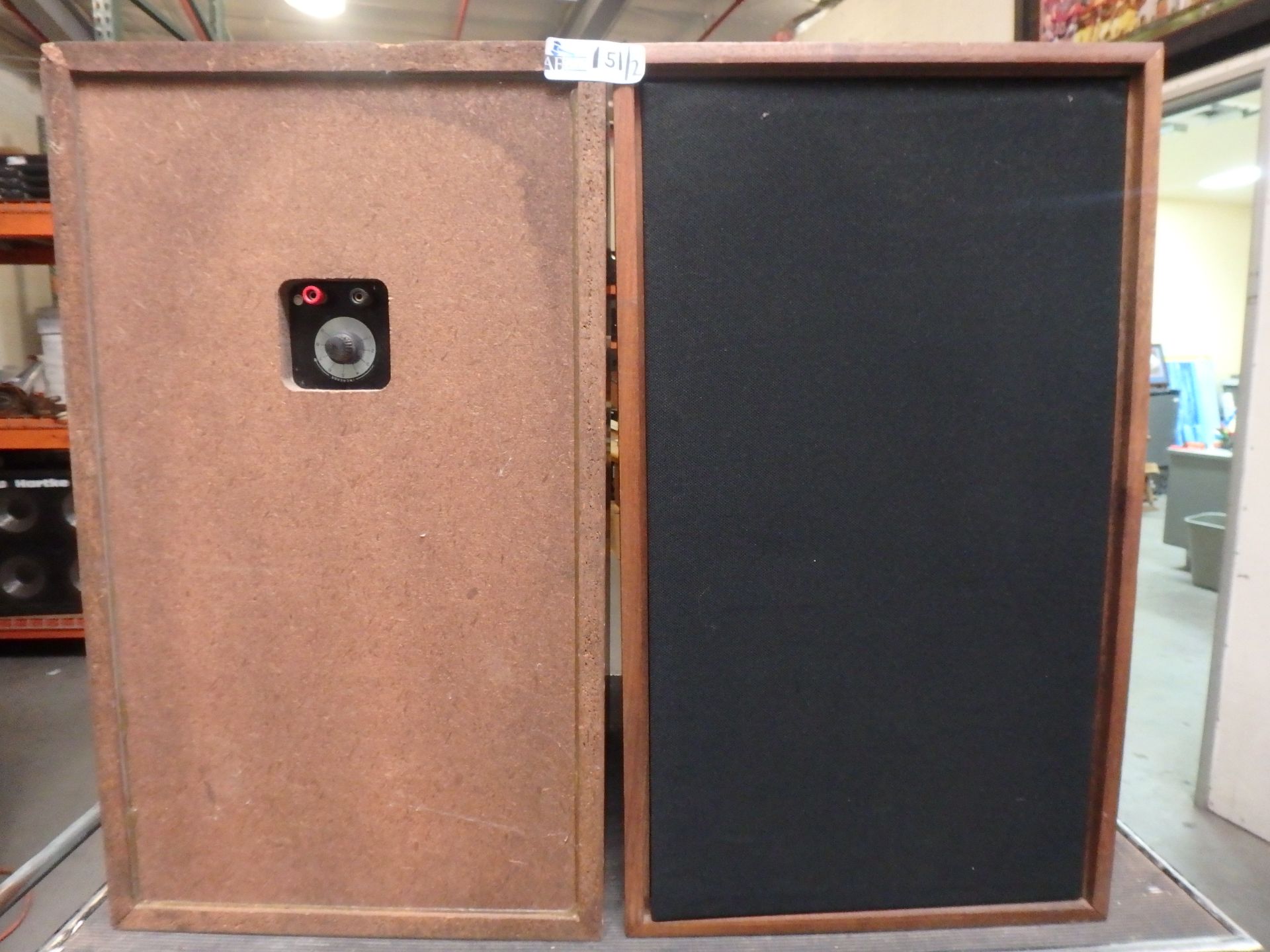 LOT OF 2 VINTAGE STEREO SPEAKERS