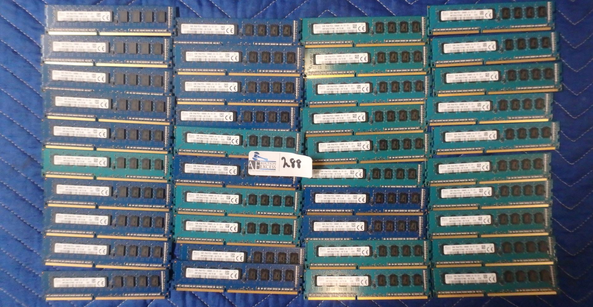 LOT OF 40 PIECE RAM