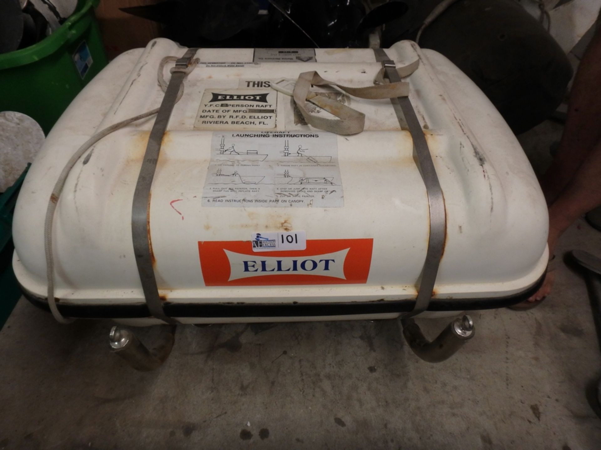 ELLIOTT LIFE RAFT