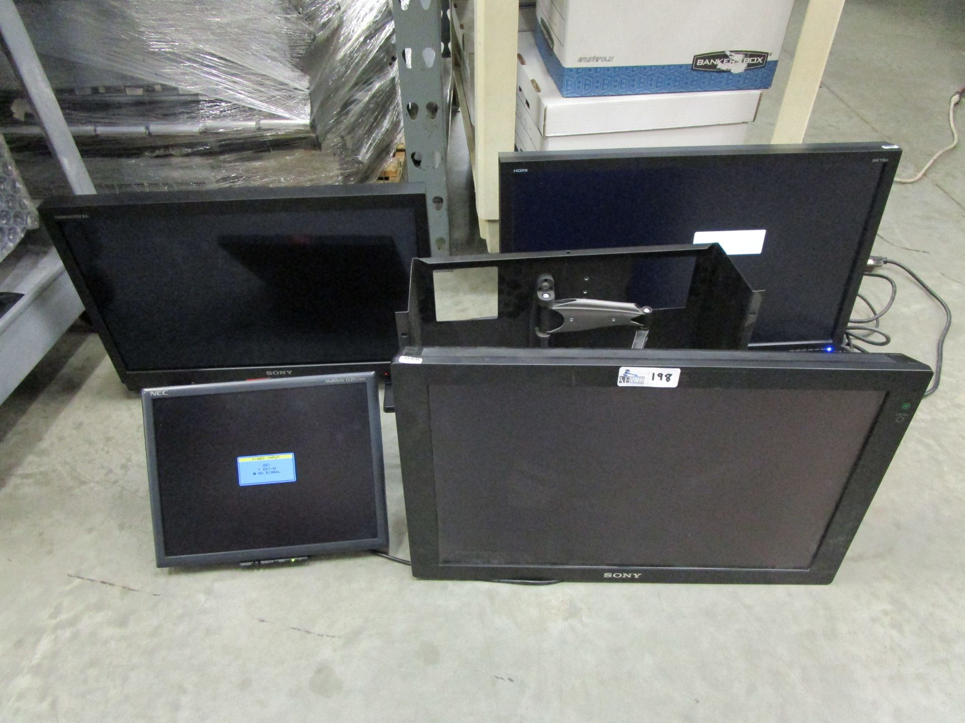 LOT OF 4 MONITERS