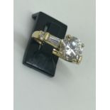 14ct yellow gold CZ ring