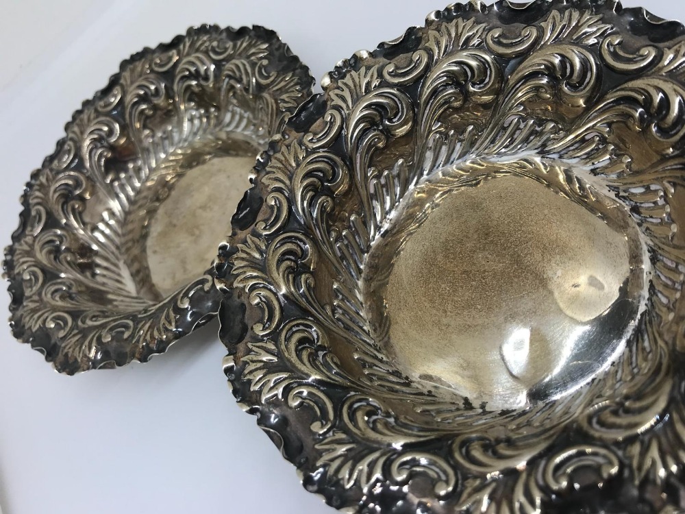 Pair of silver repousse dishes - Image 2 of 2