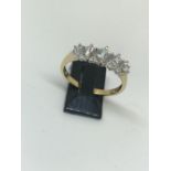 9ct yellow gold CZ ring