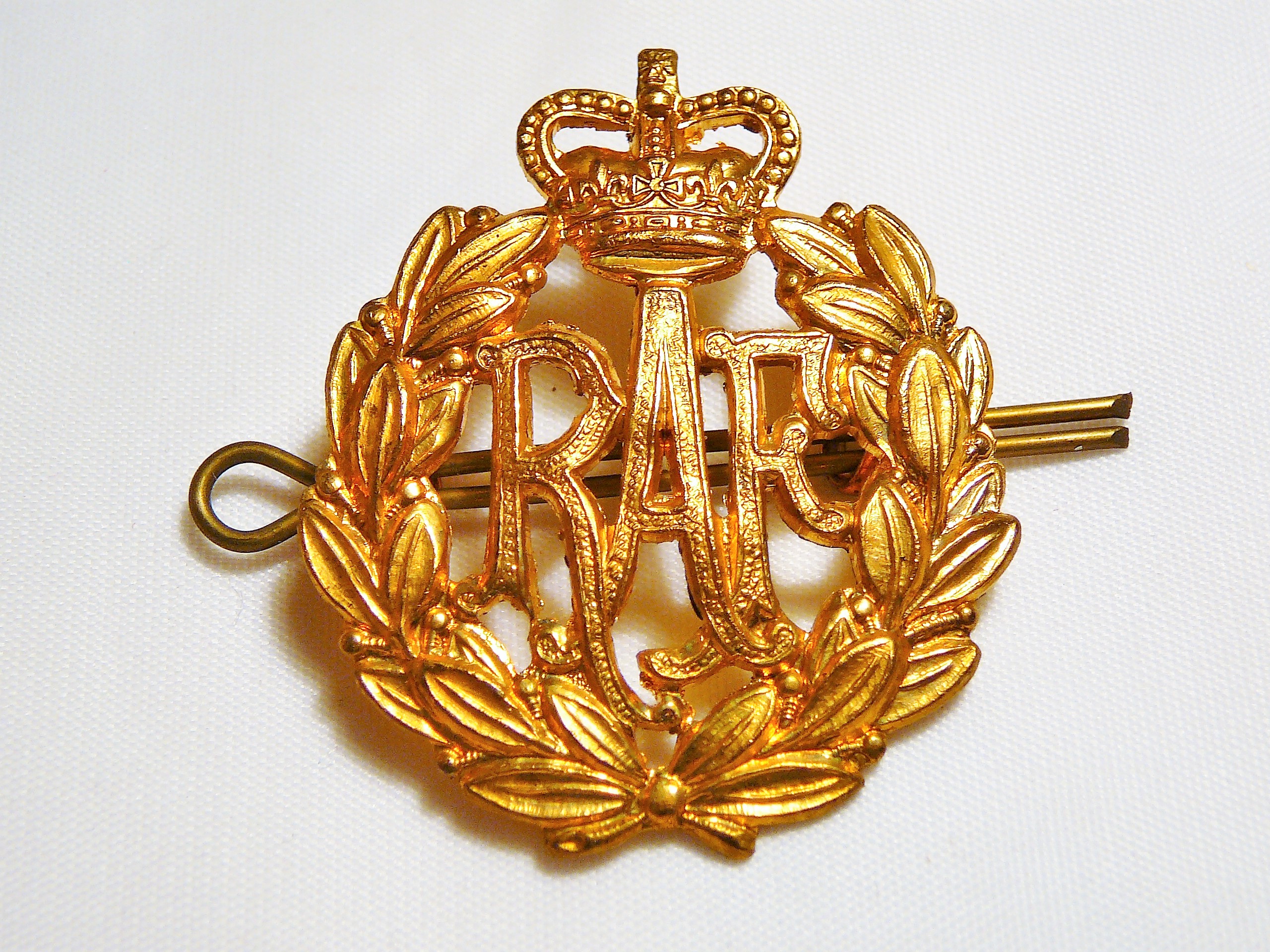 RAF cap badge