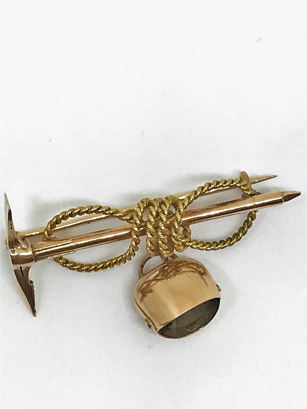 14ct gold alpine brooch