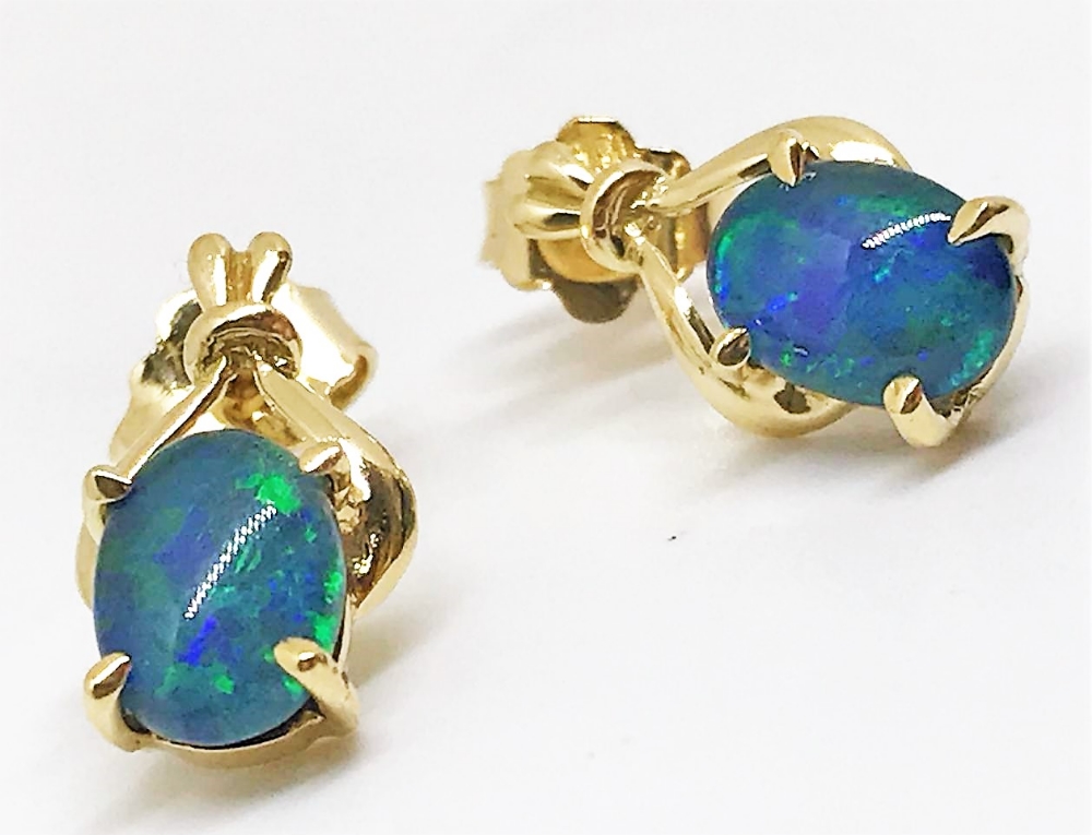 18ct gold opal earrings