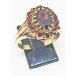 9ct gold garnet ring