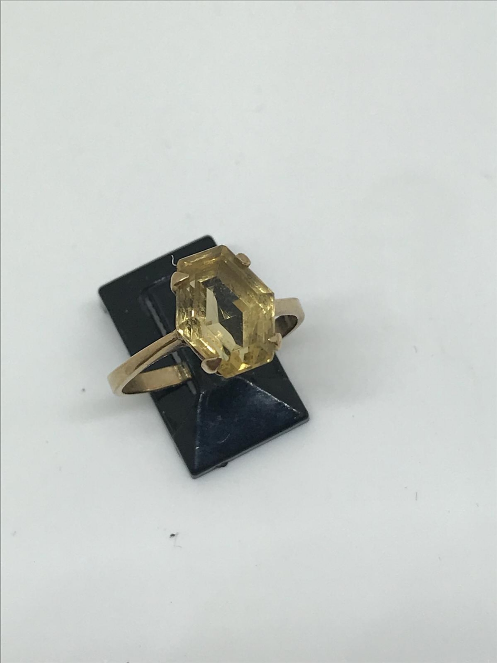 9ct gold smokey quartz ring - Image 2 of 2