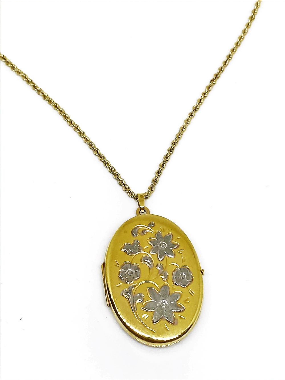 9ct gold locket