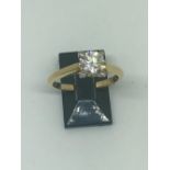 18ct gold moissanite ring