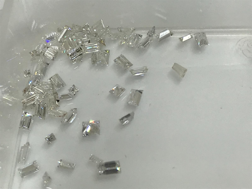 Assorted loose diamonds (2.5ct)