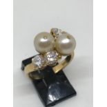 18ct gold pearl and diamond ring