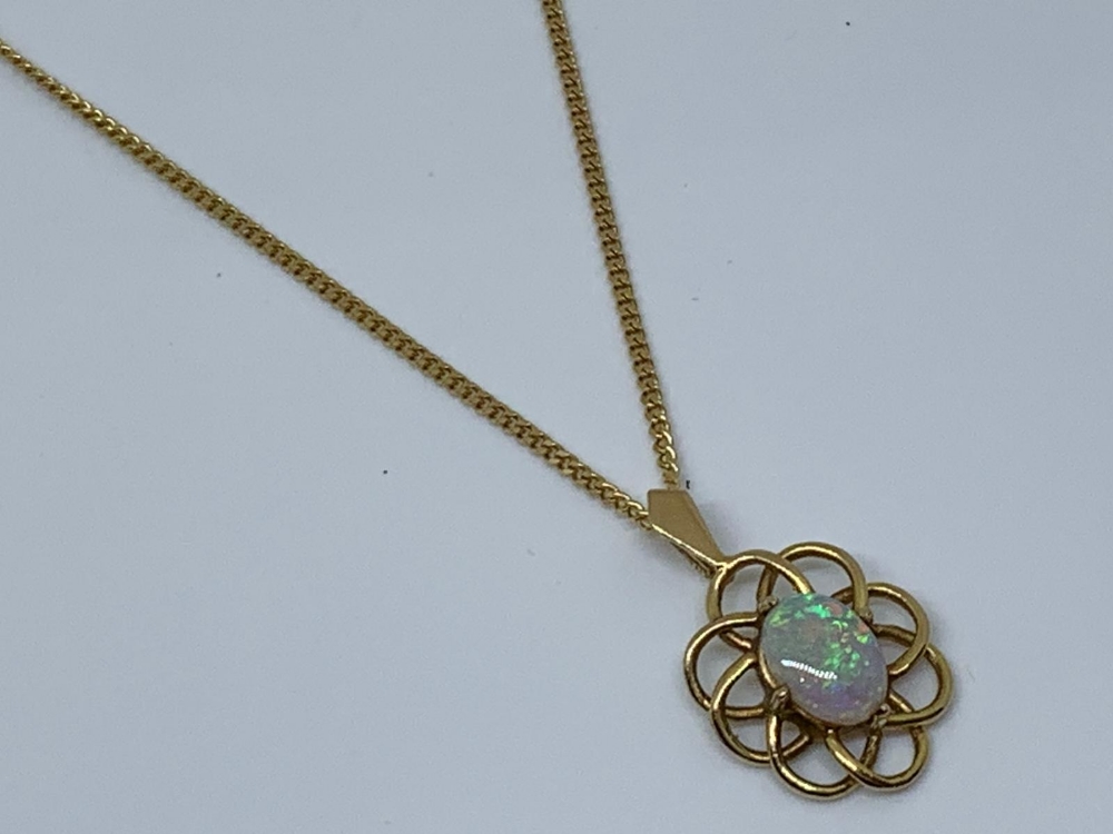 9ct gold opal pendant and chain - Image 2 of 2