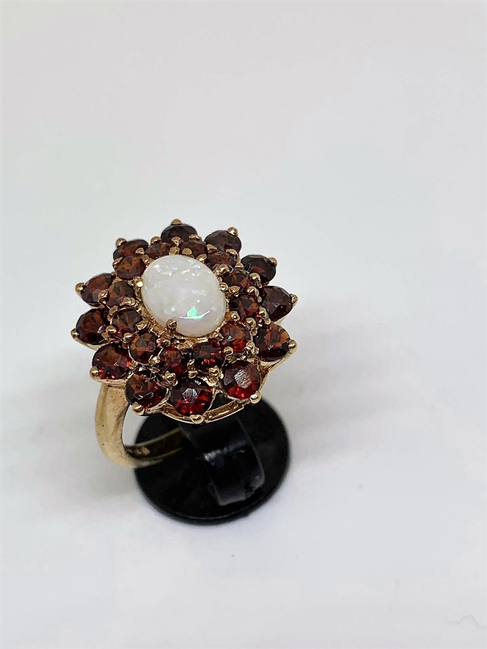 9ct opal and garnet ring