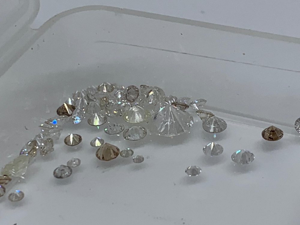 Assorted diamonds - Image 2 of 2
