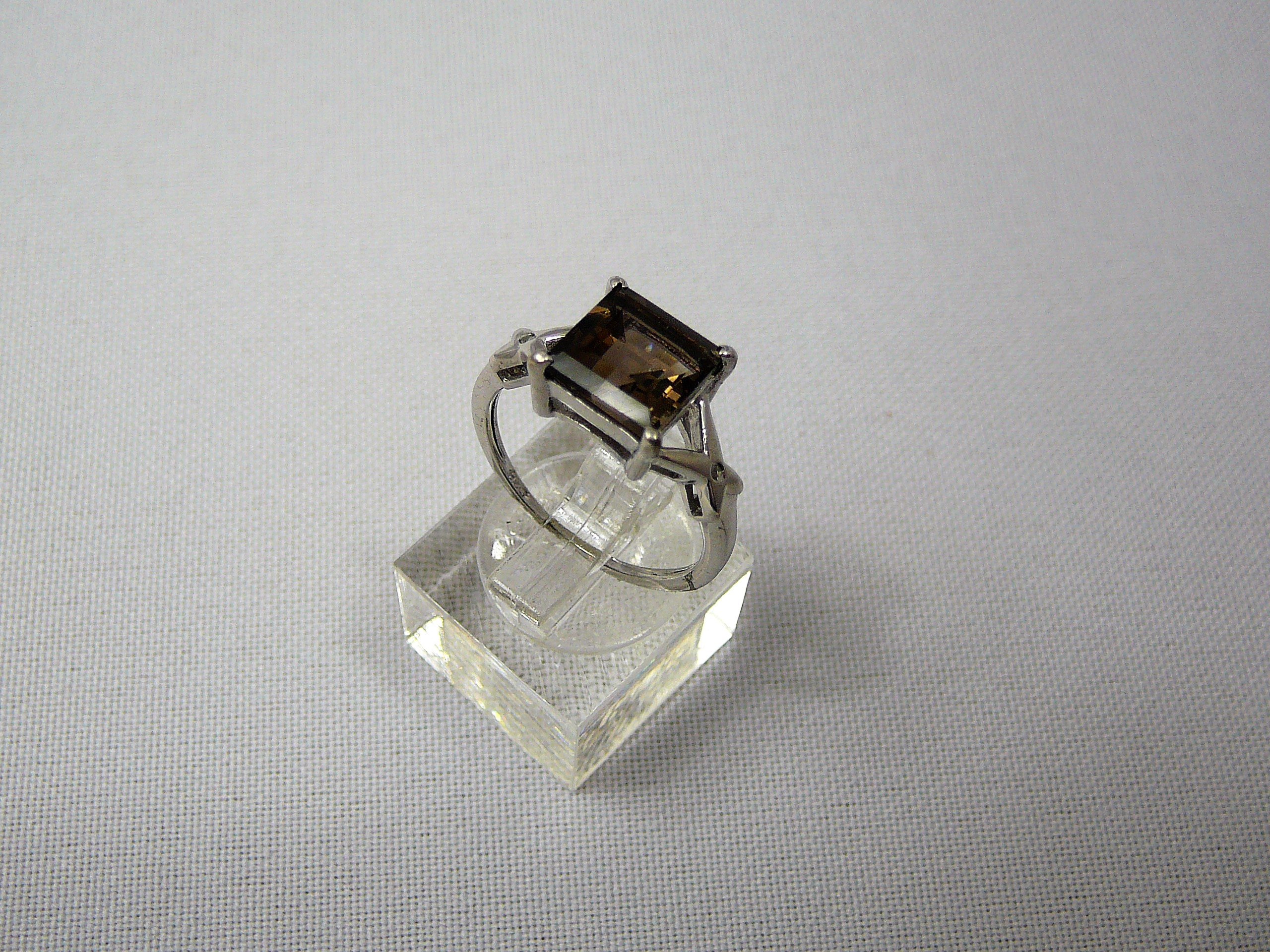 Silver smokey topaz and diamond ring - Image 2 of 2