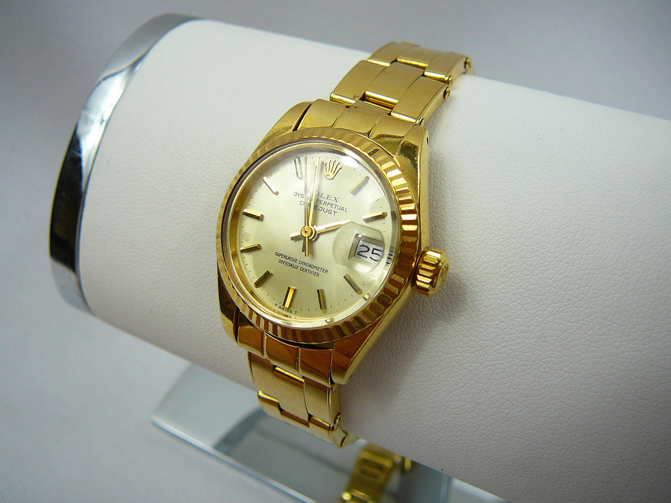 Ladies 18ct Rolex wrist watch