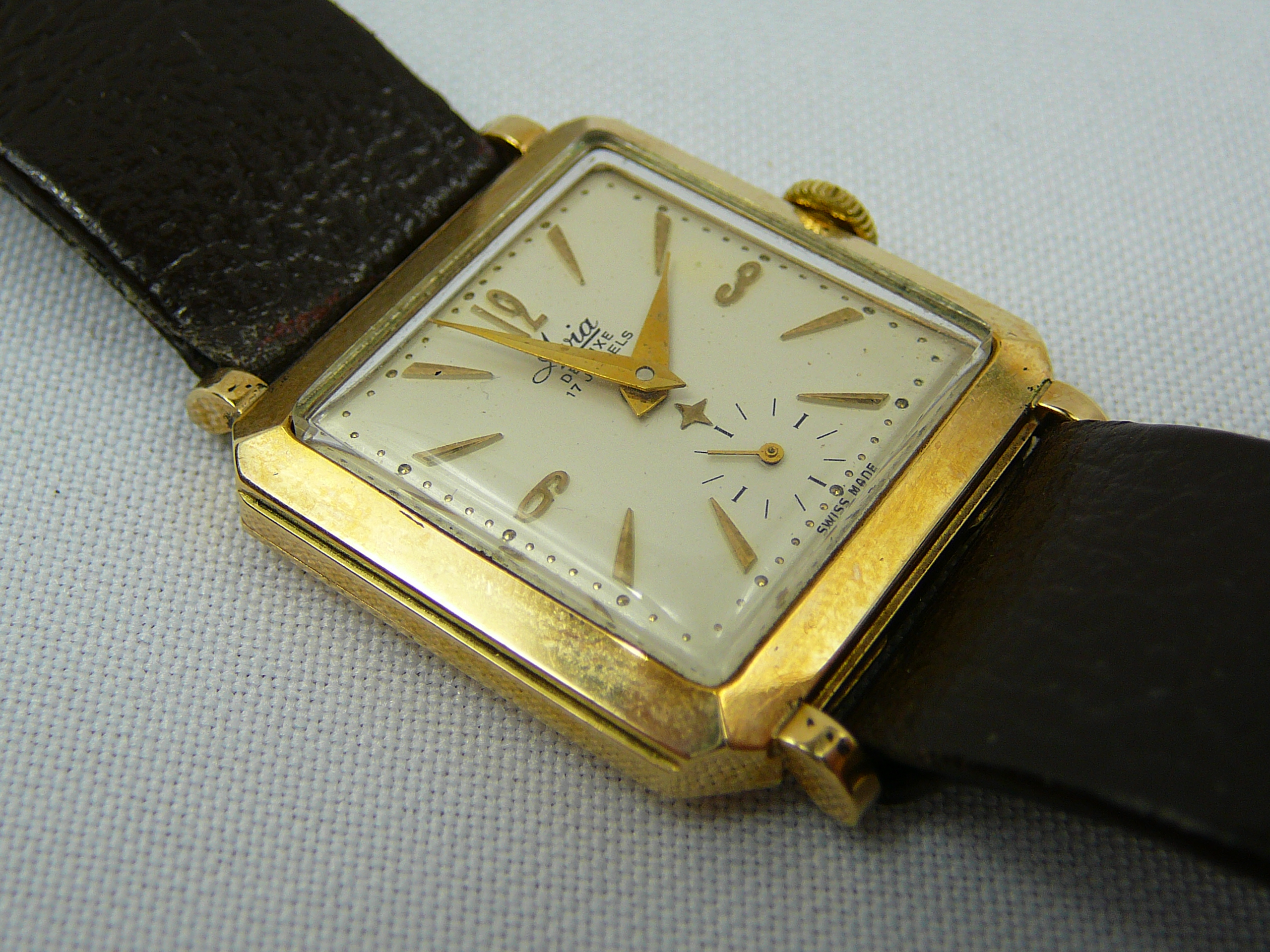 Gents 9ct gold Avia vintage wrist watch - Image 3 of 4