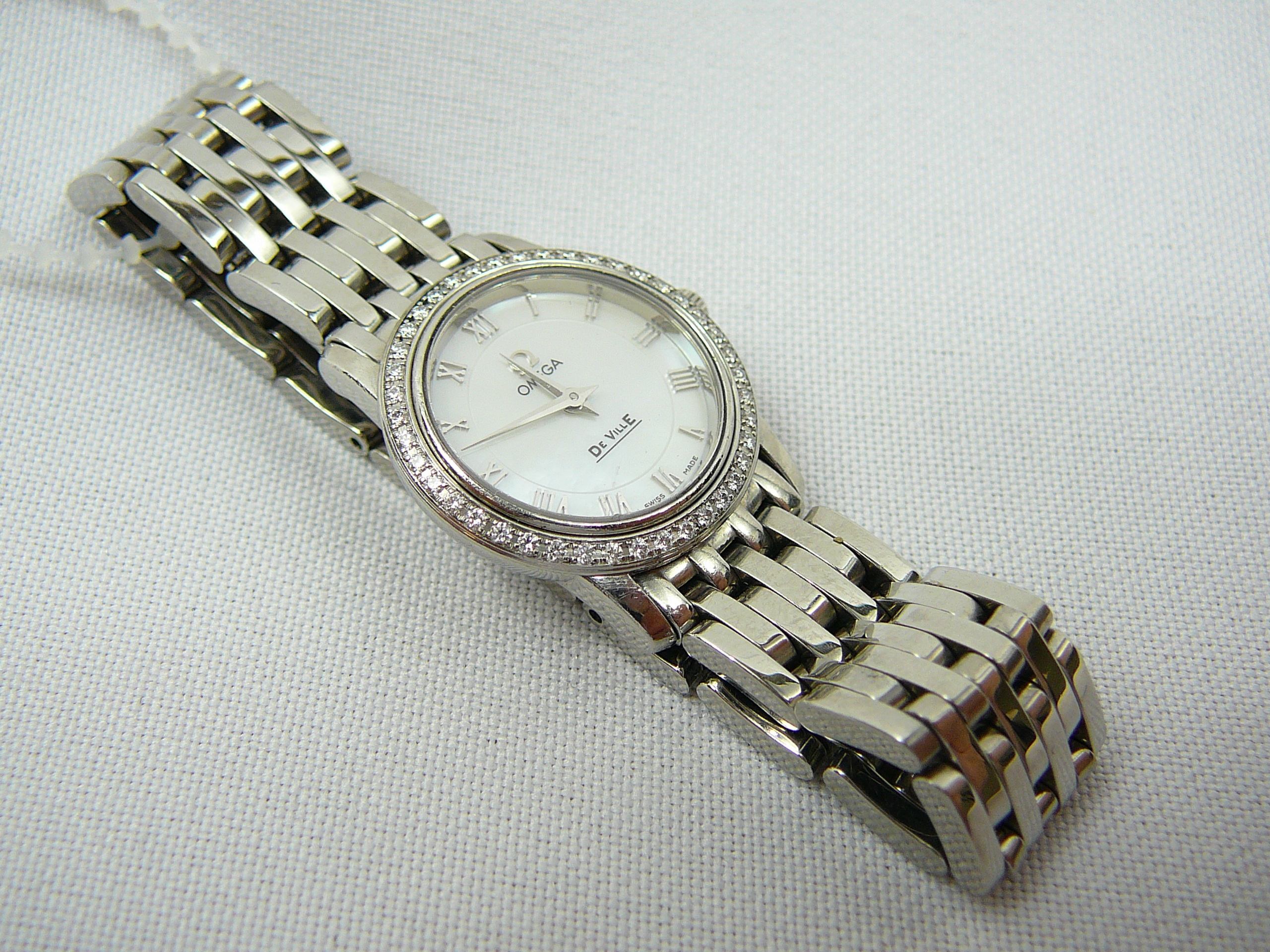 Ladies Omega wrist watch - Image 2 of 3