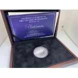 Platinum £1 coin