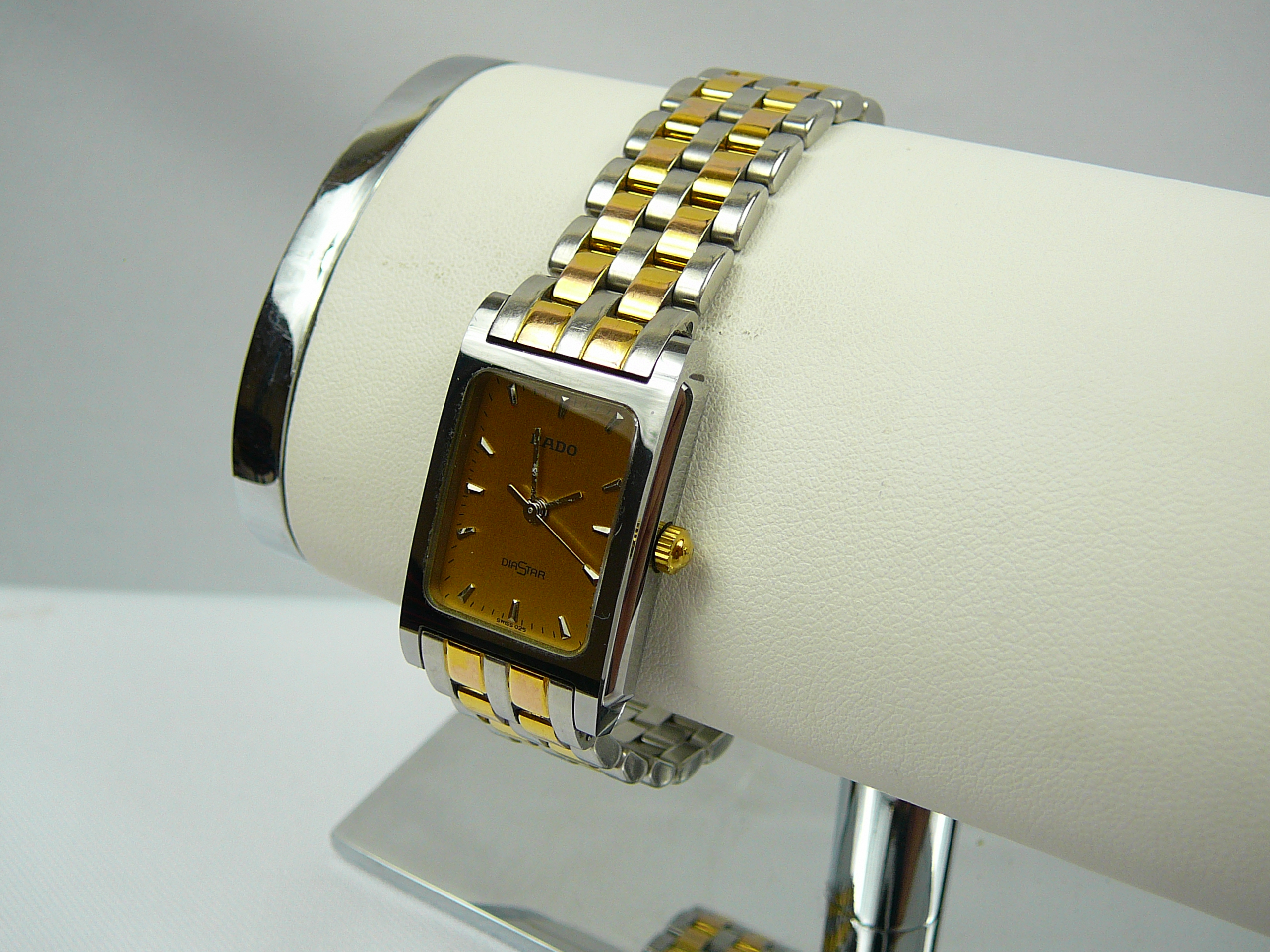 Ladies Rado Diastar quartz wrist watch, stainless steel case (20mm wide ...