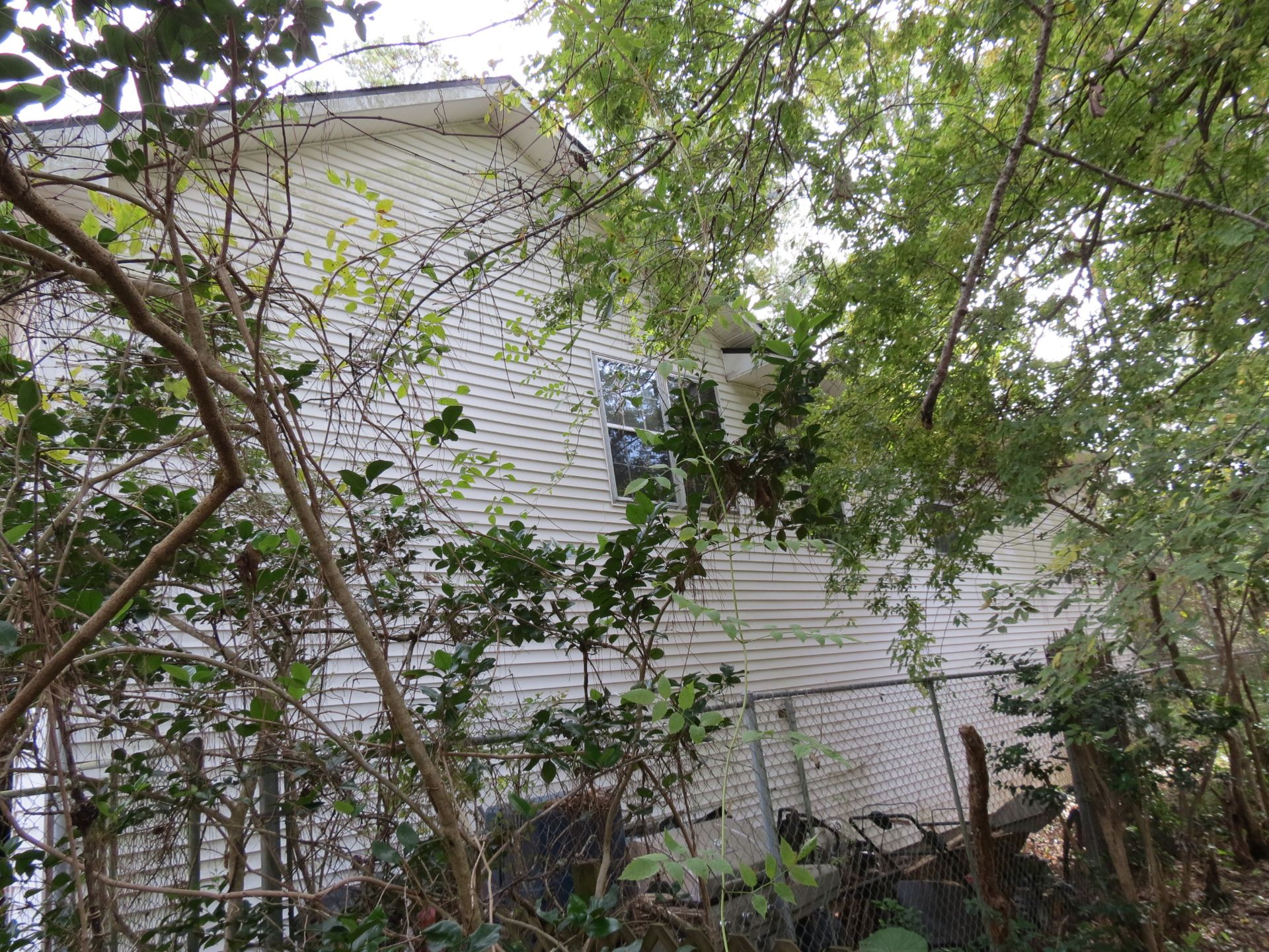 Custom Home in Dickinson, TX - Image 3 of 40