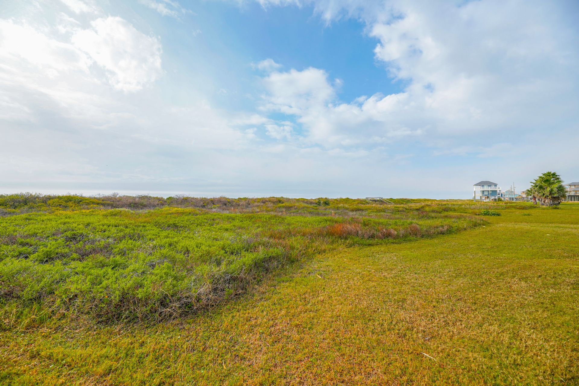 Huge Gulf Front Lot in Crystal Beach - Image 21 of 32