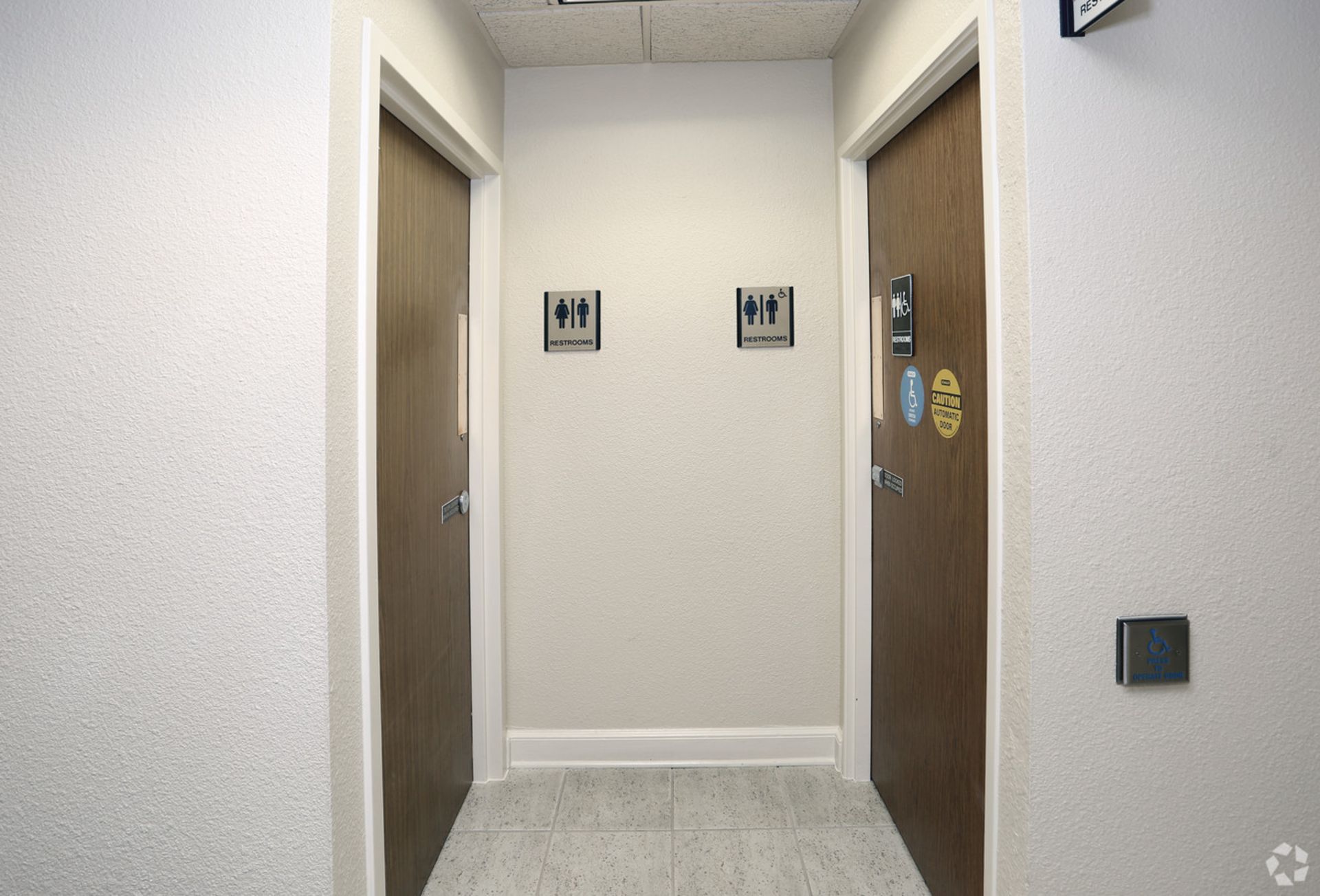 Medical Office Suite in Dallas - Suite 225A - Image 9 of 22