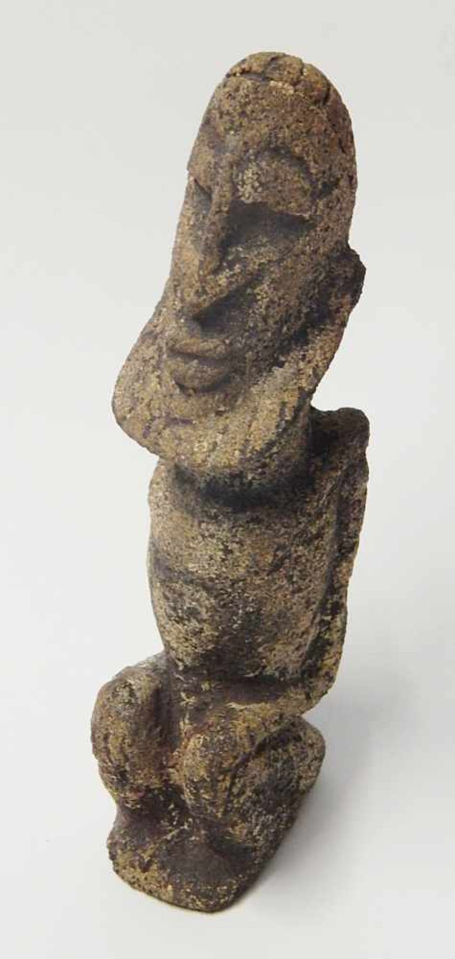 Afrikanische Steinfigur (Herrscher), Fundort Dogan, ca.5.000-4.000 v.Chr., Höhe ca.21, 5cm
