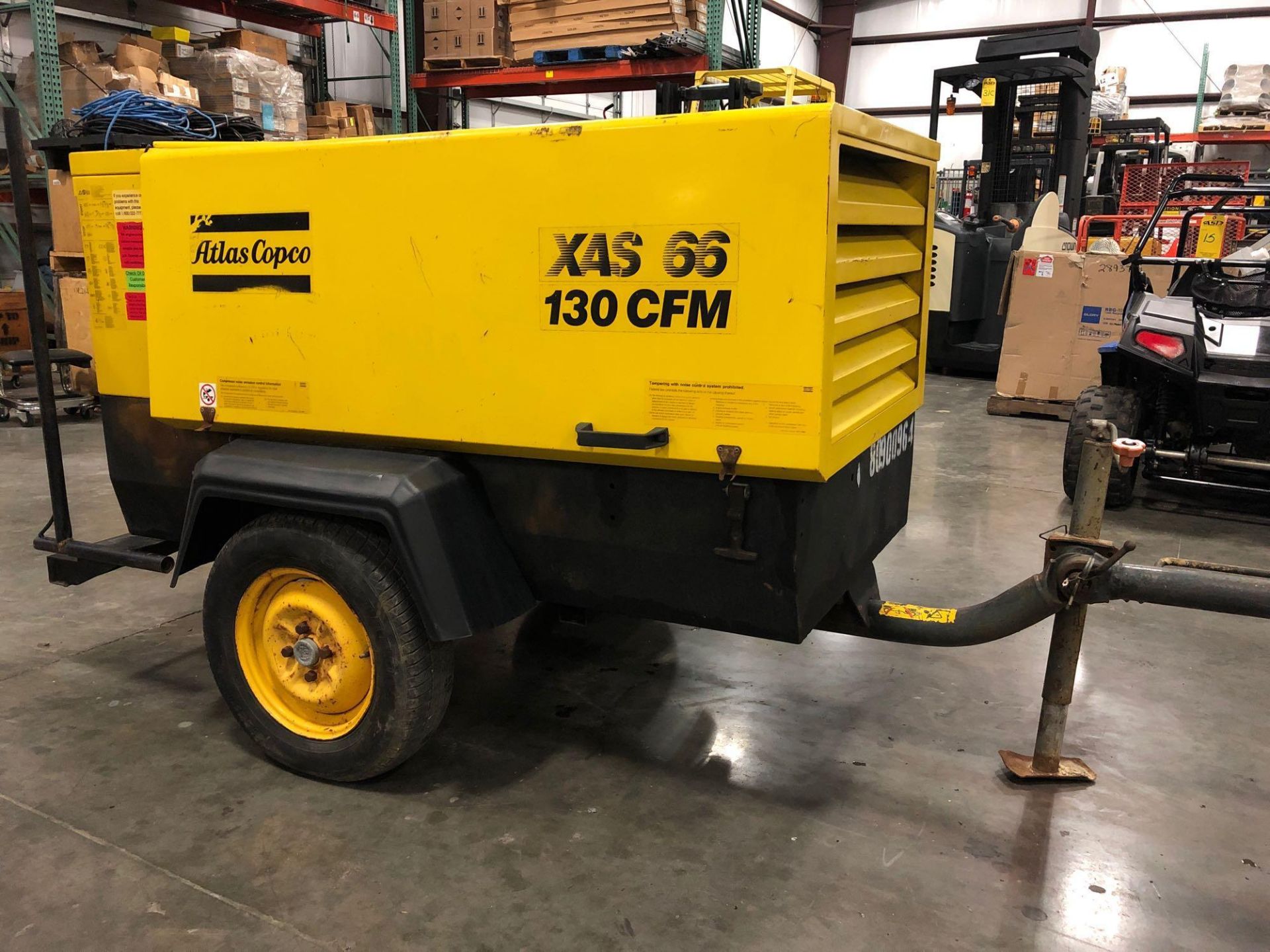 ATLAS COPCO XAS 66 AIR COMPRESSOR, 130 CFM, 1,414 HOURS SHOWING - Image 5 of 6