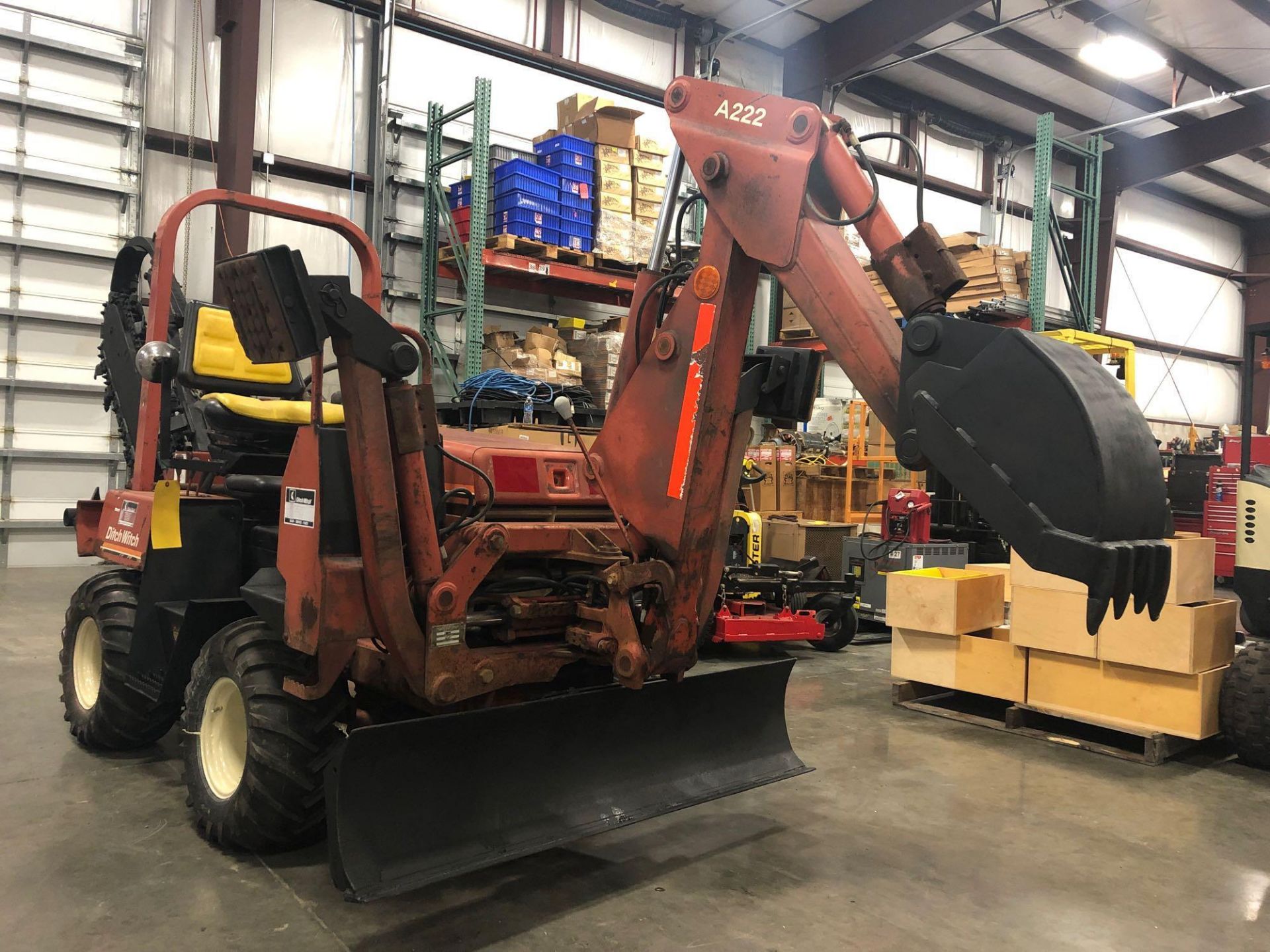 DITCH WITCH 3500 TRENCHER W/ BACKHOE - Image 3 of 8