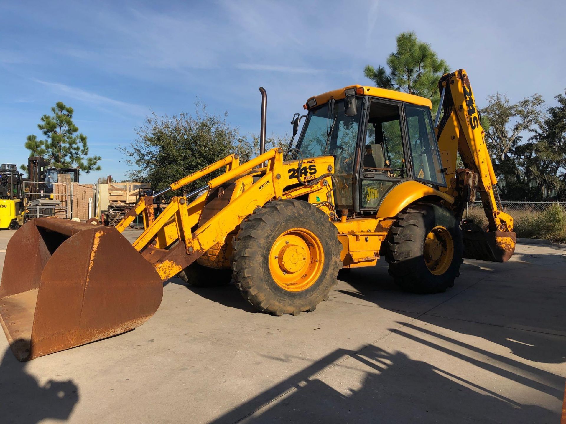 JCB 214S SERIES 3 ENCLOSED CAB BACKHOE - Image 9 of 14