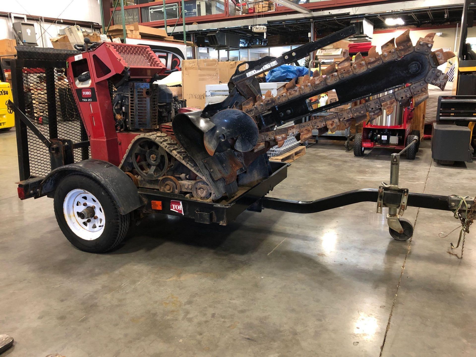 TORO TRX20 WALK-BEHIND CRAWLER TRENCHER - Image 2 of 6