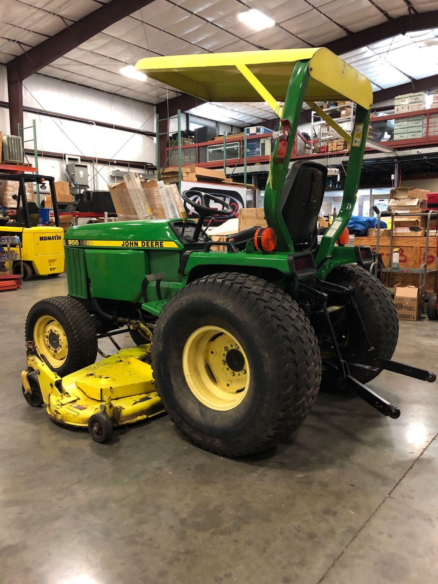 JOHN DEERE 955 TRACTOR WITH MOWER ATTACHMENT, 4x4 - Image 5 of 8