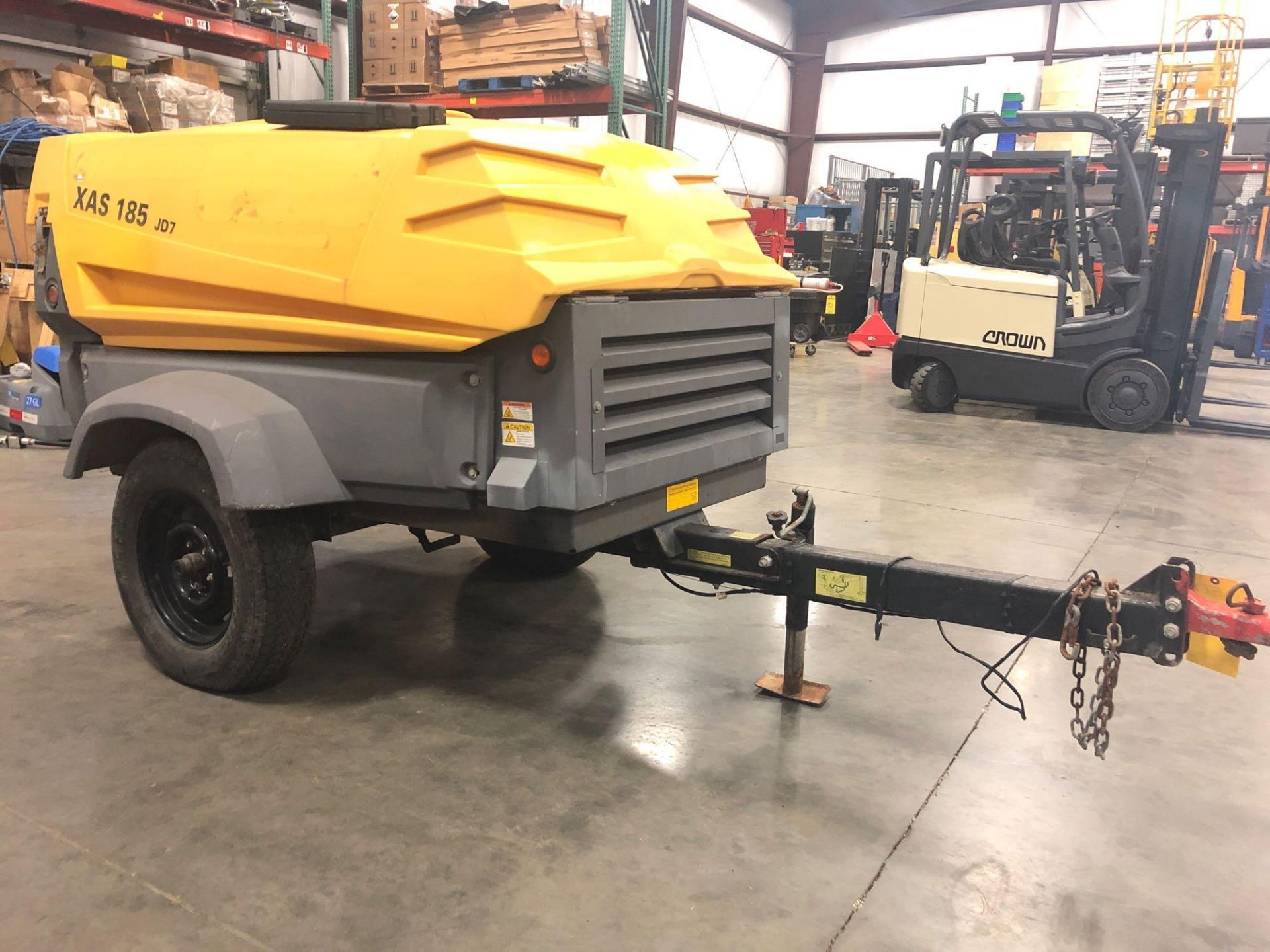 2013 ATLAS COPCO TOW-BEHIND AIR COMPRESSOR MODEL XAS 185, 123 PSIG - Image 2 of 4