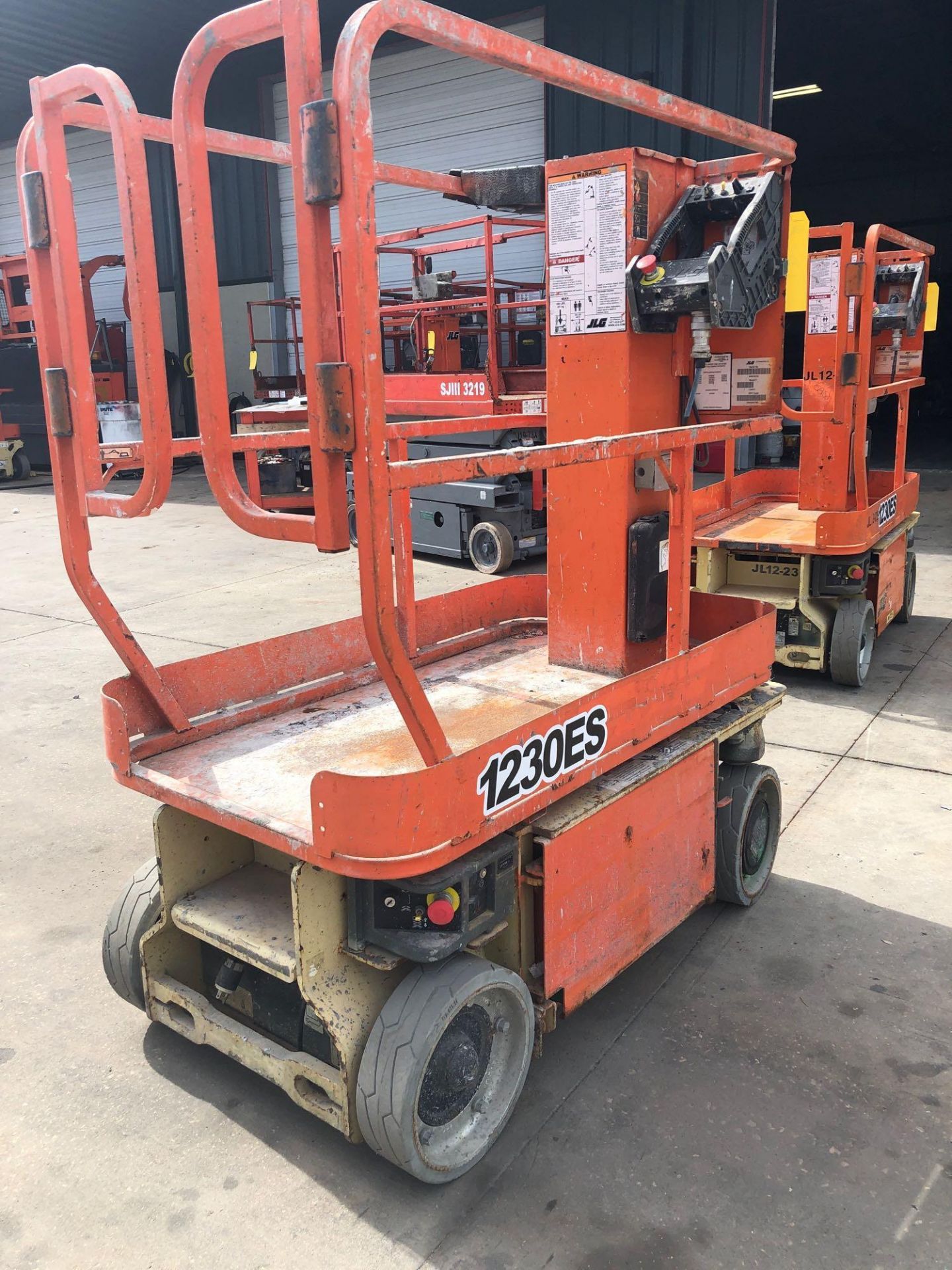 2008 JLG 1230 ES ELECTRIC MAN LIFT - Image 2 of 4