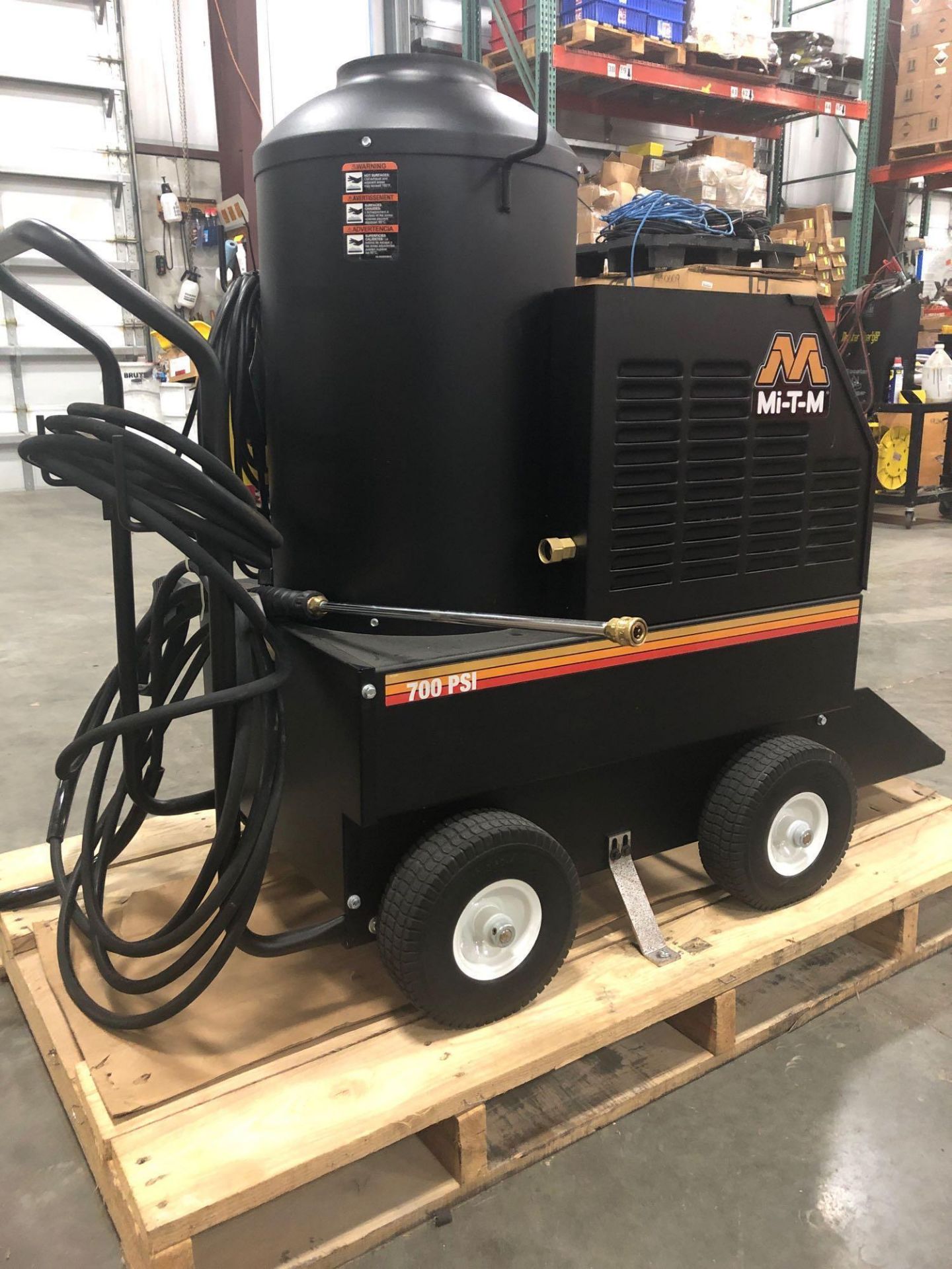 NEW MI-T-M 700 PSI HEATED PRESSURE WASHER MODEL GH-0703-LS10 - Image 4 of 4