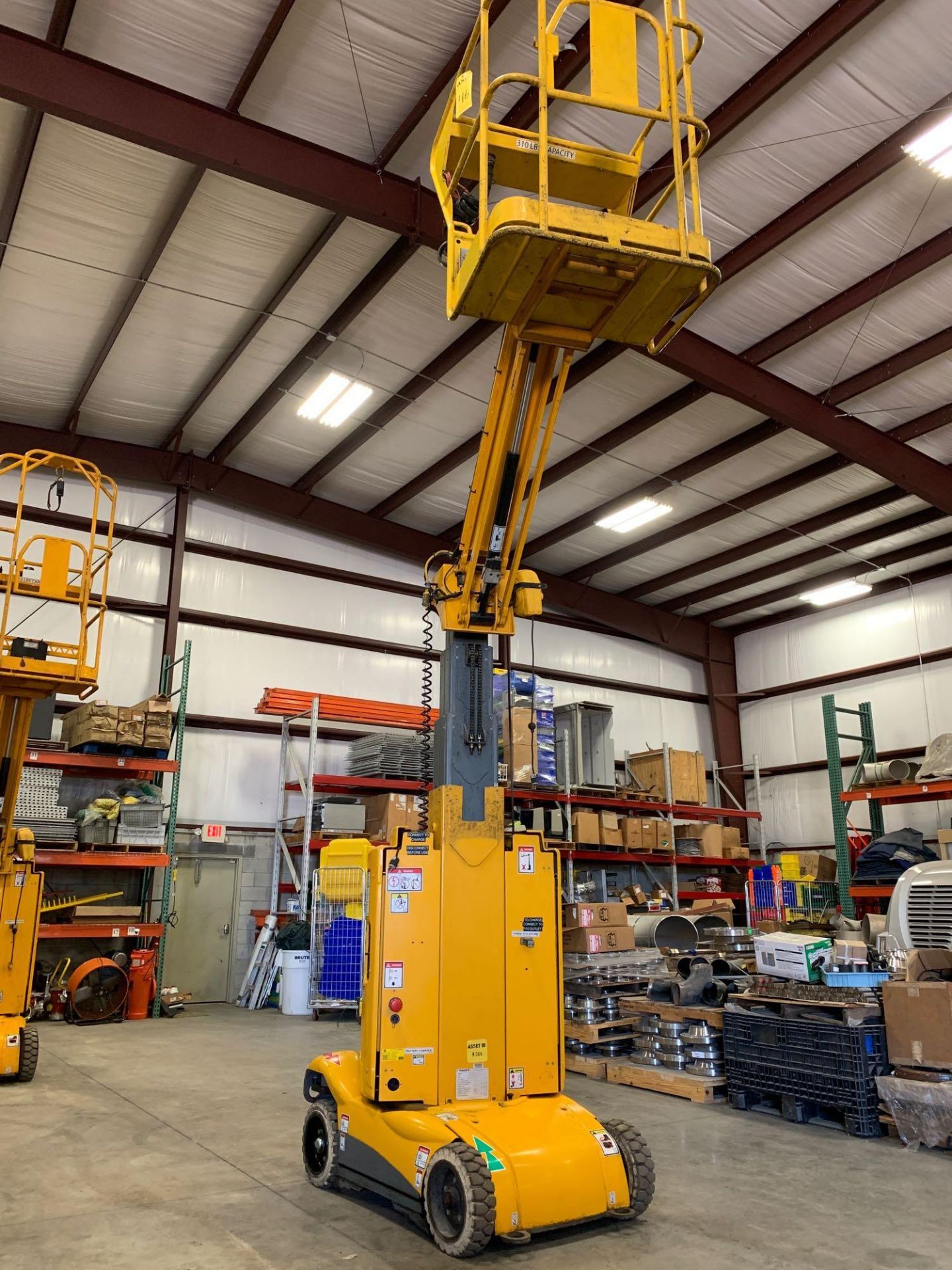 HOULOTTE STAR 22J ELECTRIC MAN LIFT, 22' HEIGHT CAPACITY - Image 7 of 10