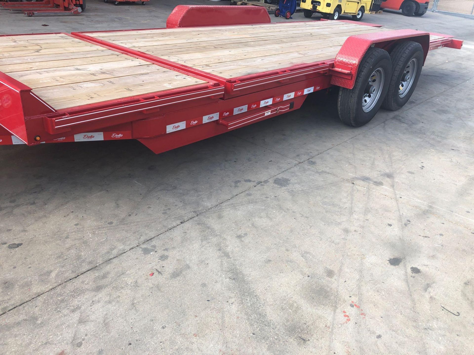 2019 DELTA 20' BUMPER TILT TRAILER, 16' TILT DECK, 14,000 LB GVWR - Image 4 of 6