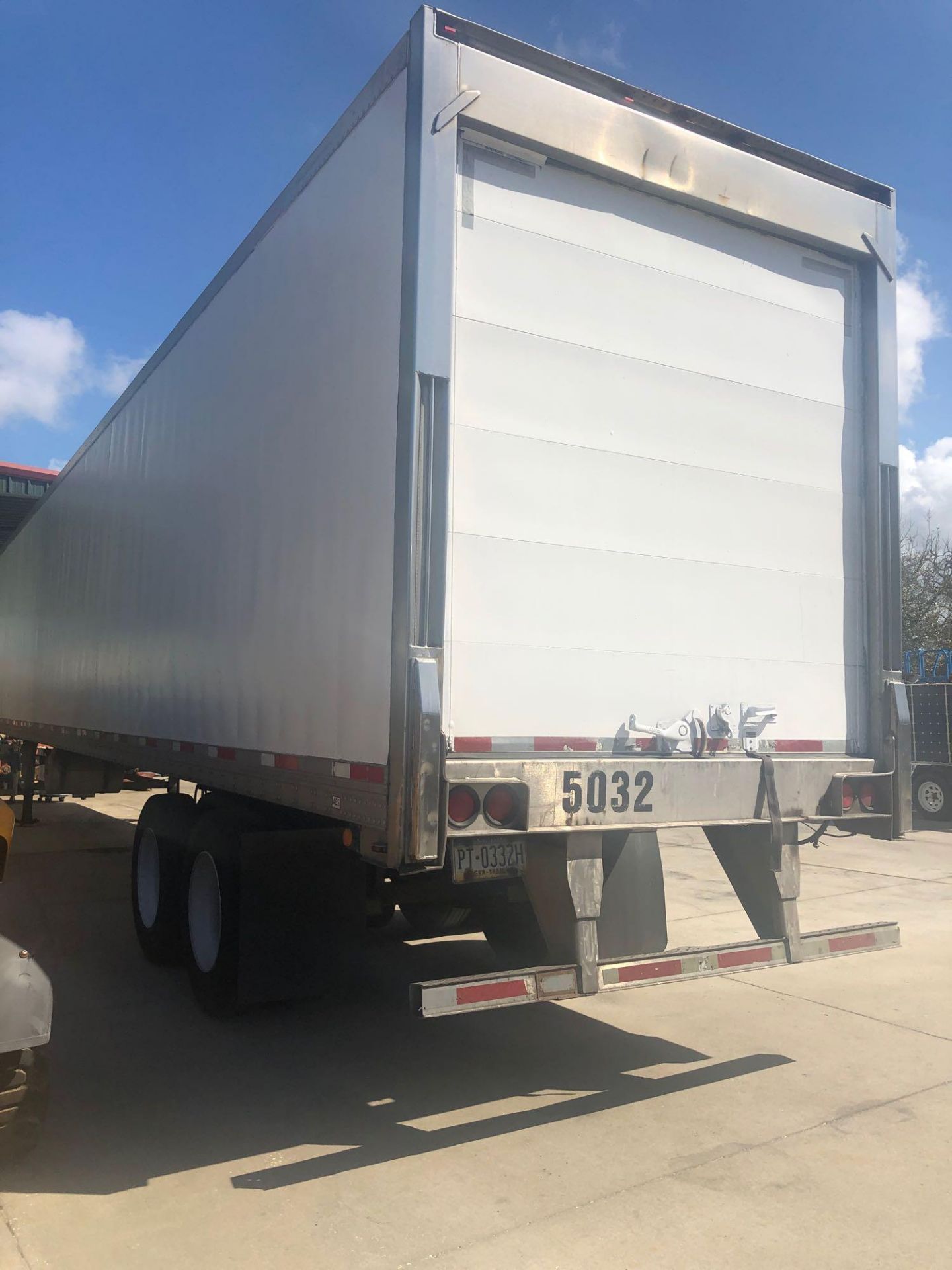 2005 THERMO KING UTILITY REEFER TRAILER, 65,000 LB GVWR, REEFER RUNS - Image 3 of 8