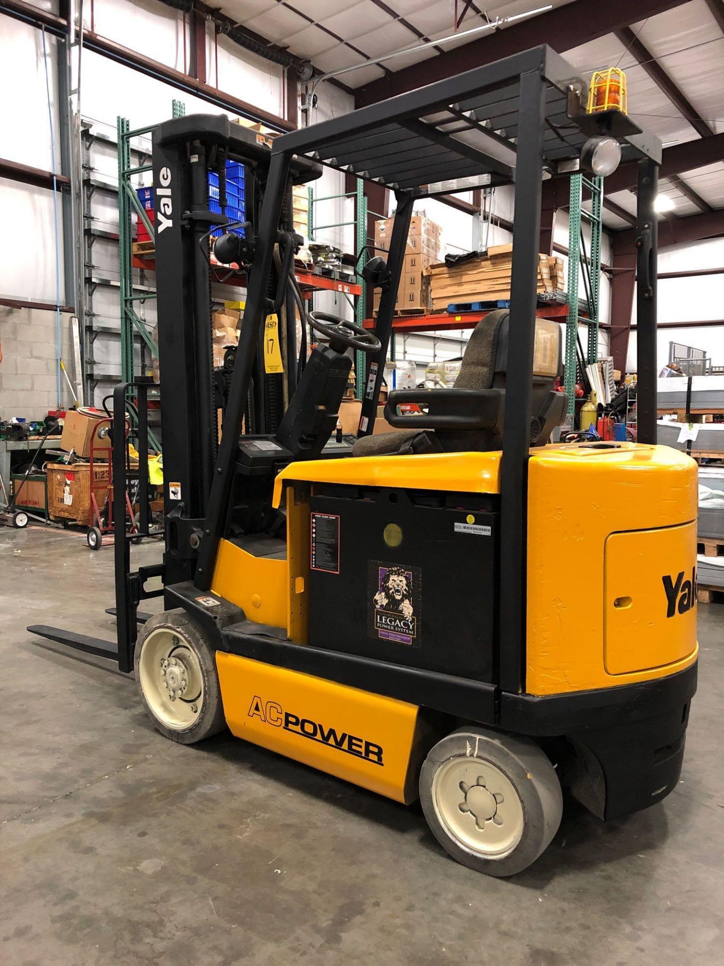 YALE ELECTRIC FORKLIFT 5,000 LB CAPACITY - Image 3 of 6