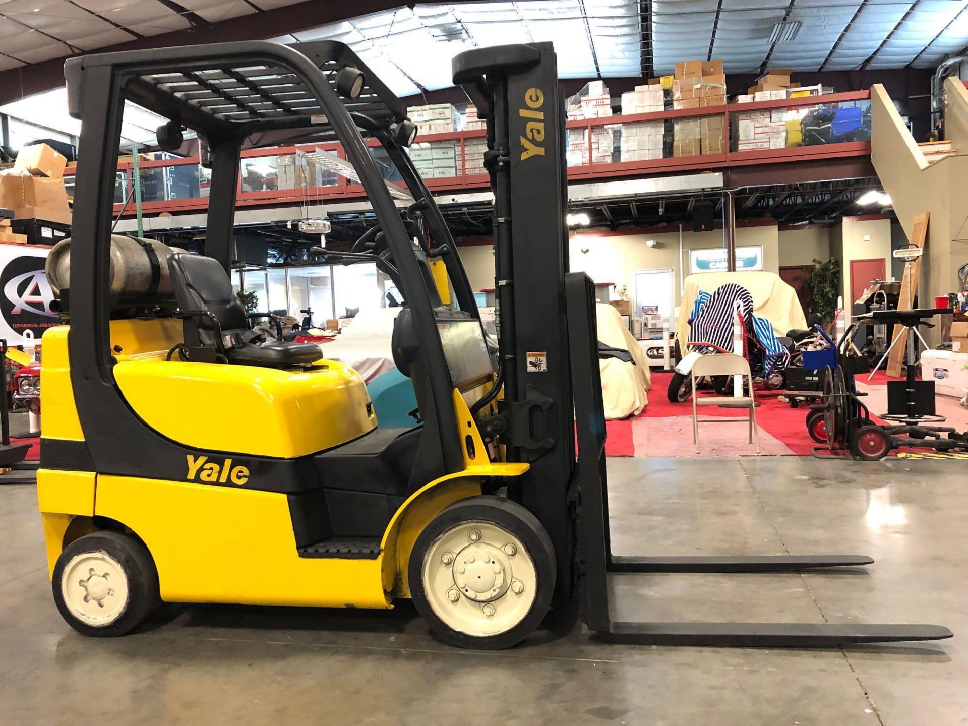 2013 YALE LP FORKLIFT MODEL GLC050, 5,000 LB CAPCITY, 189" HEIGHT CAPACITY, TILT, SIDE SHIFT