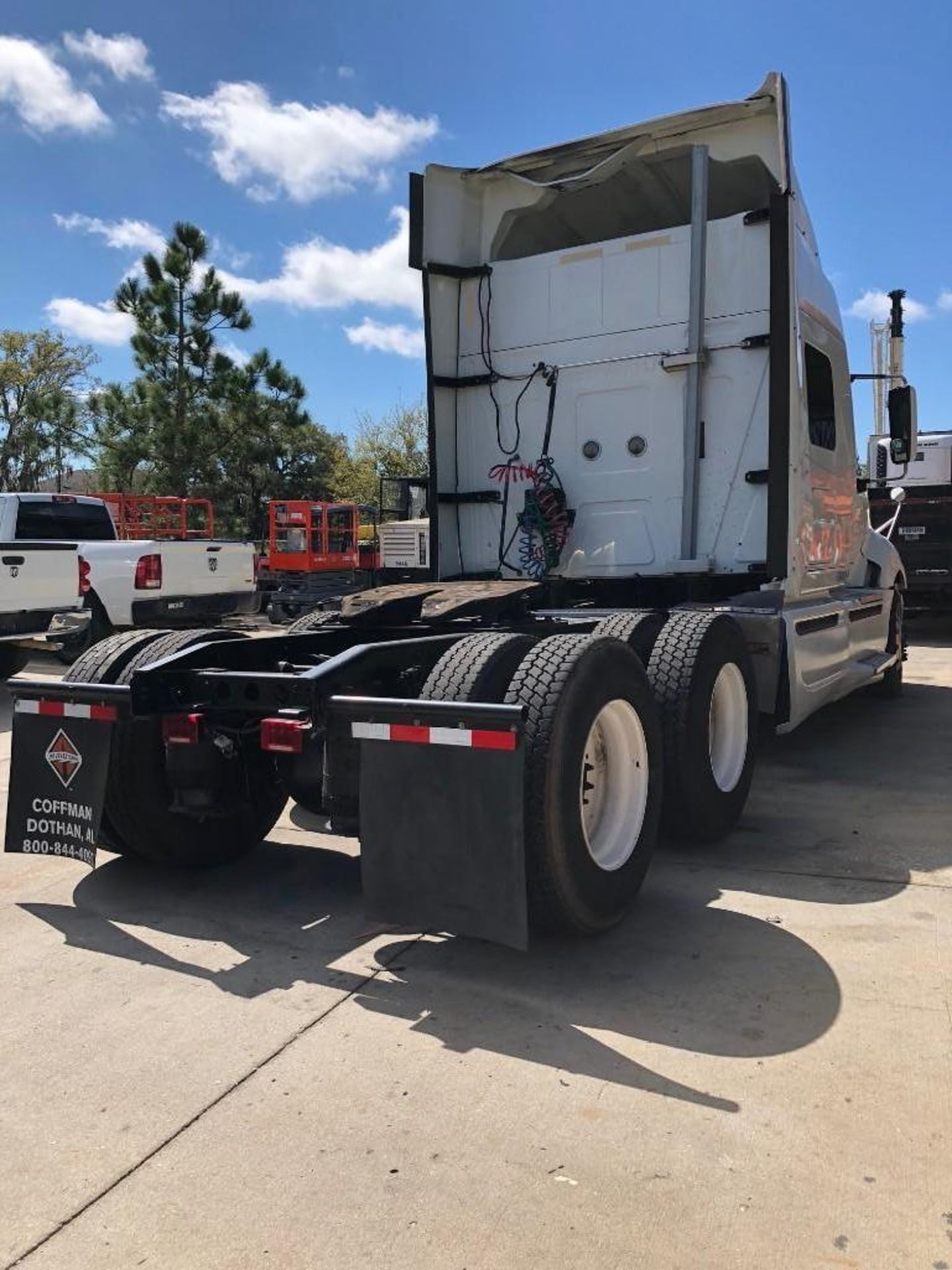 2012 INTERNATIONAL PRO STAR PLUS SEMI TRUCK W/ SLEEPER CAB - Image 3 of 15