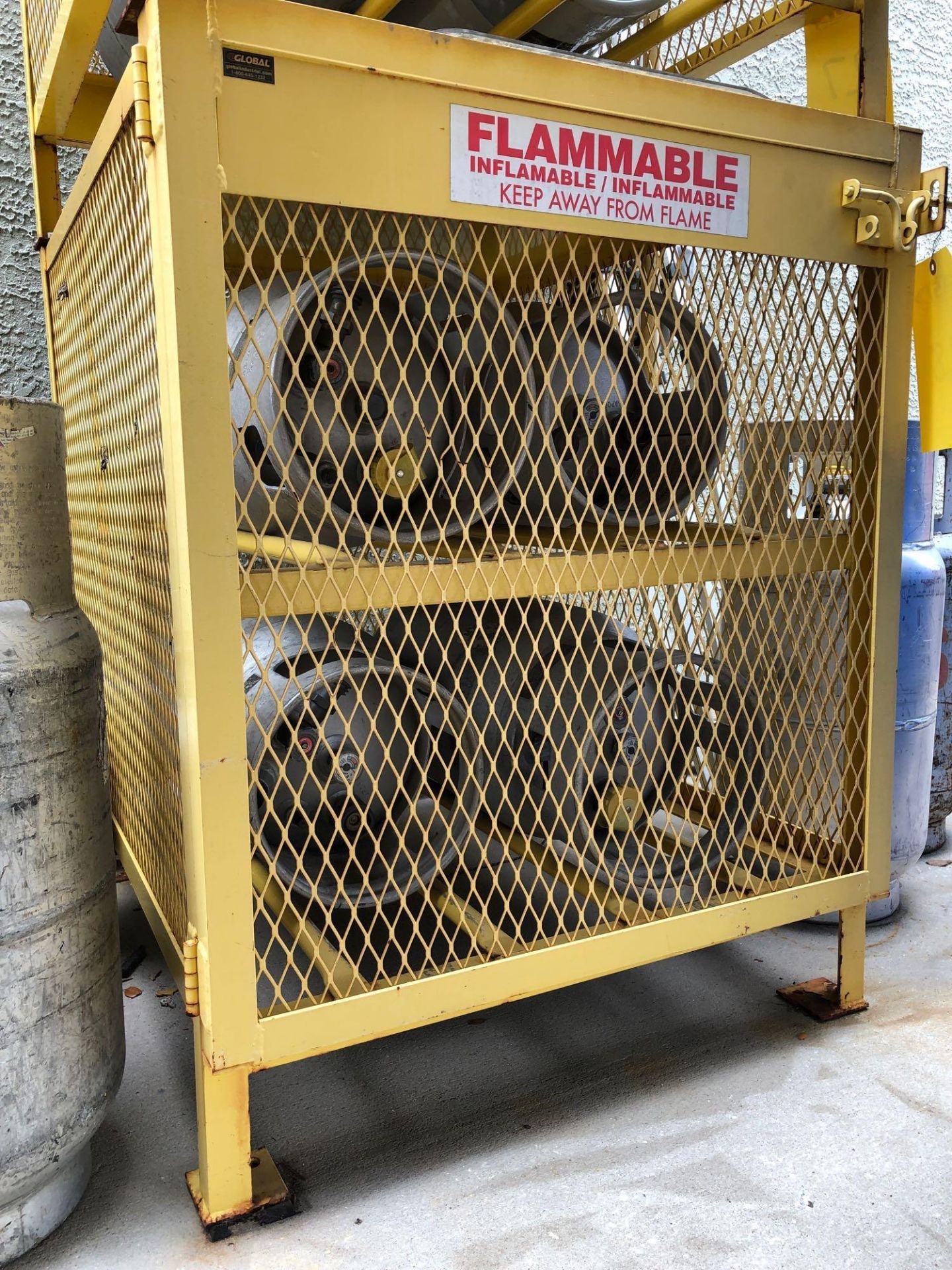 LP GAS TANKS W/ STORAGE CAGE