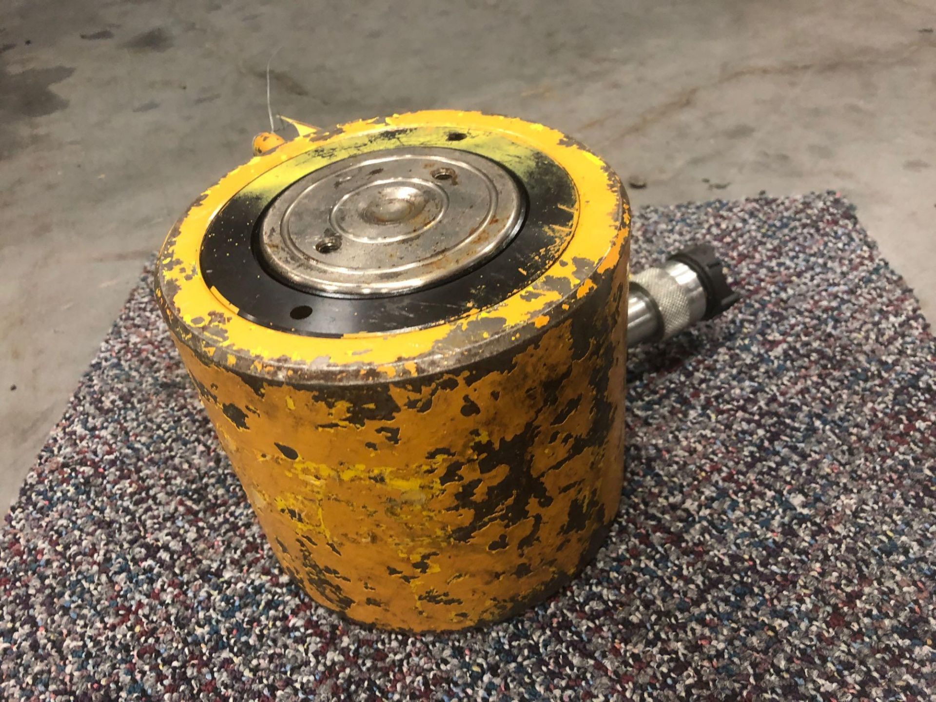 ENERPAC RCS1002 100 TON HYDRAULIC CYLINDER - Image 2 of 2