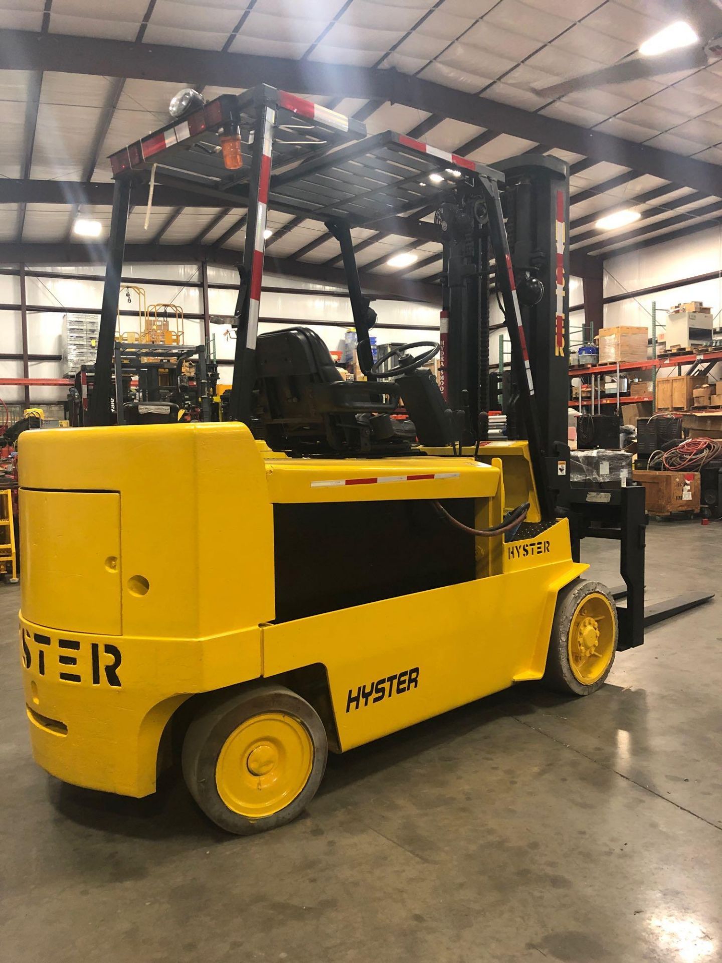 HYSTER ELECTRIC FORKLIFT MODEL E120XL, APPROX. 12,000 LB CAPACITY - Image 5 of 8