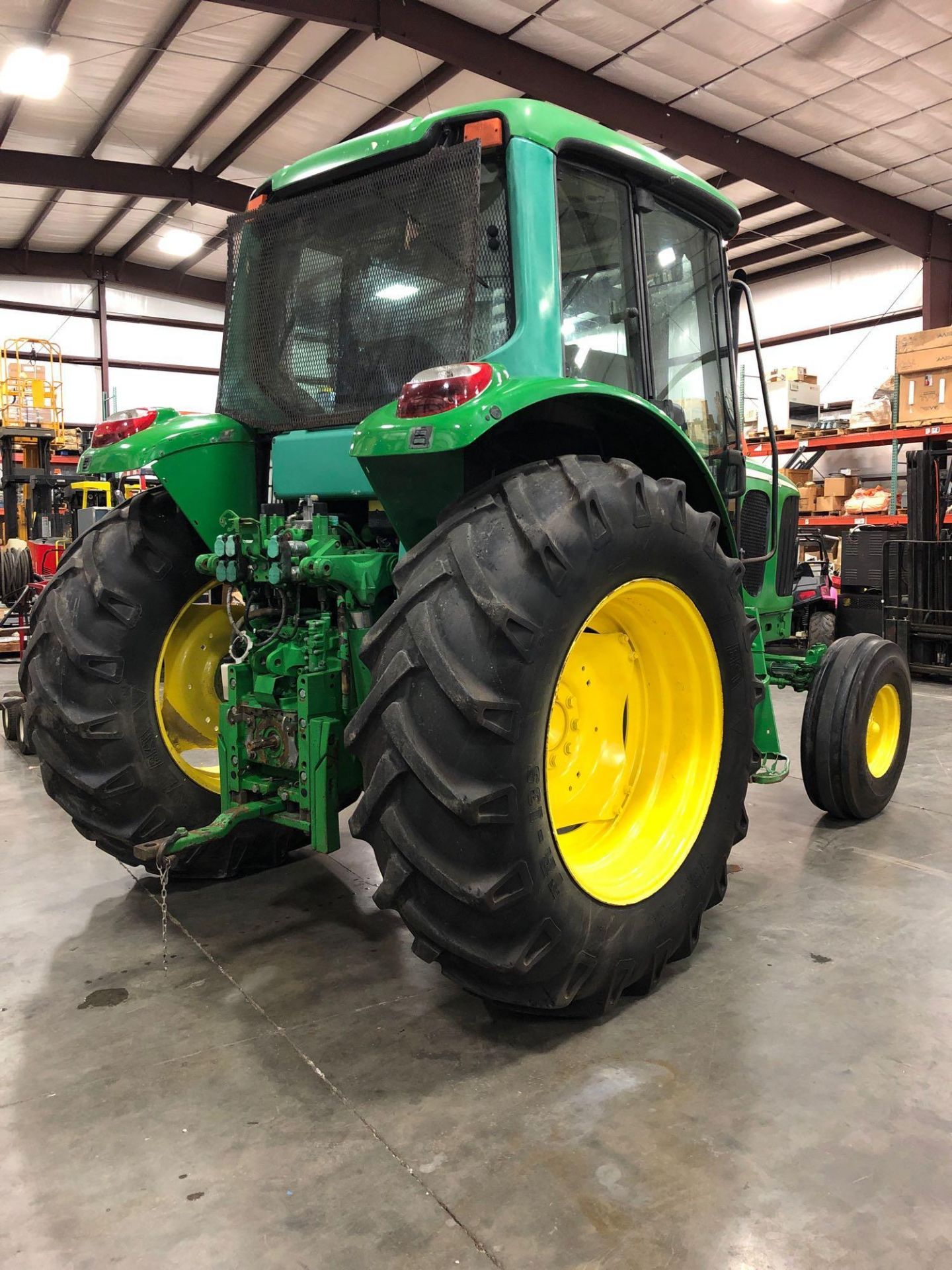 JOHN DEERE 6420 ENCLOSED CAB TRACTOR - Image 5 of 13