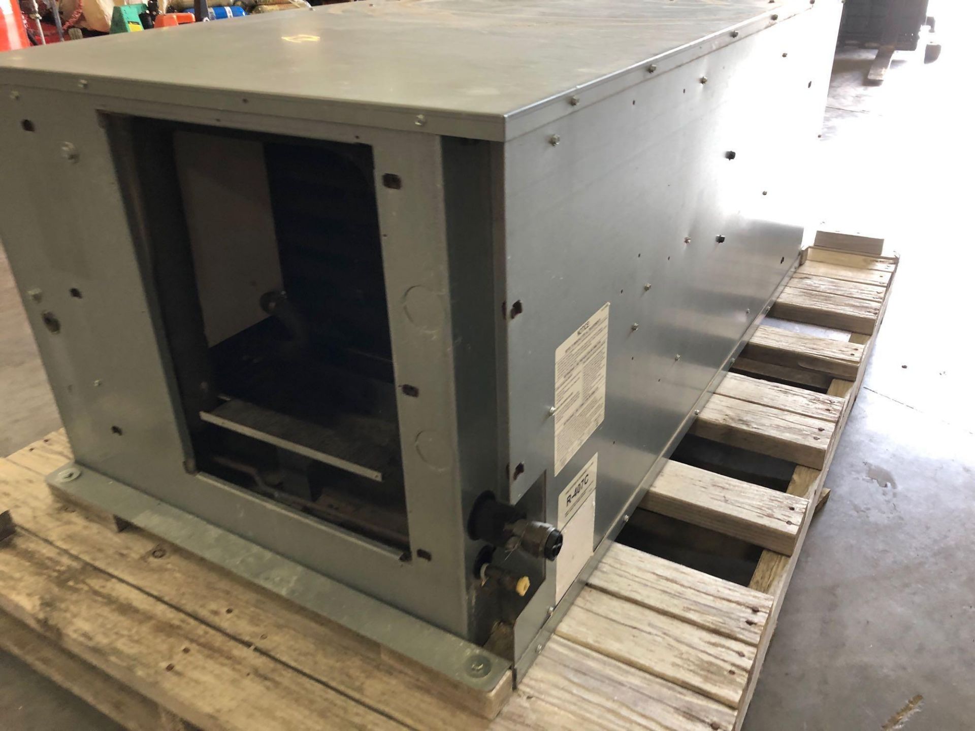 UNUSED 2015 LIEBERT MMD24E7PHEDB A/C UNIT - Image 3 of 5