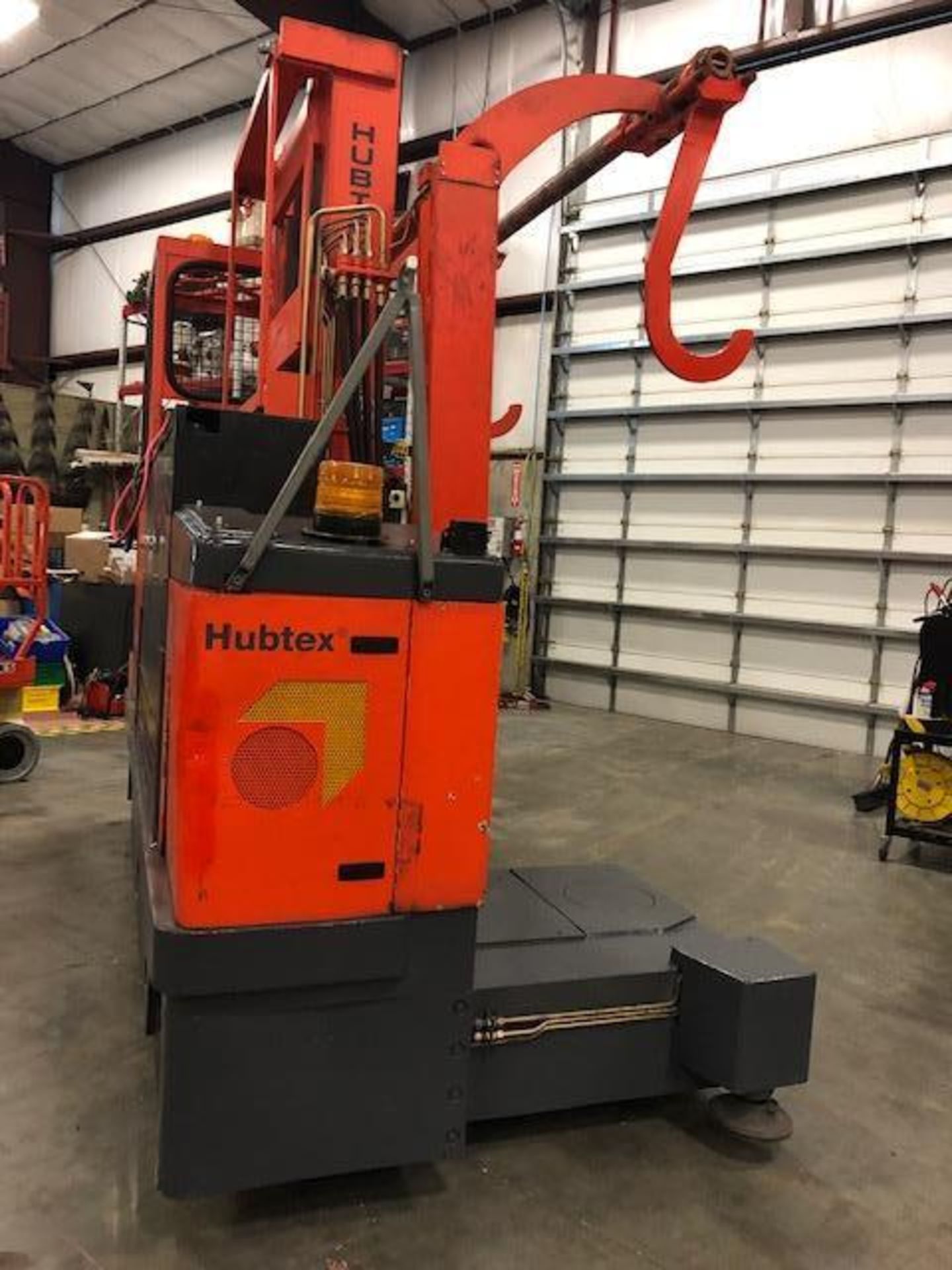 HUBTEX ELECTRIC FORKLIFT W/ROTATING TIRES FOR MULTI-DIRECTIONAL DRIVING - Image 5 of 17